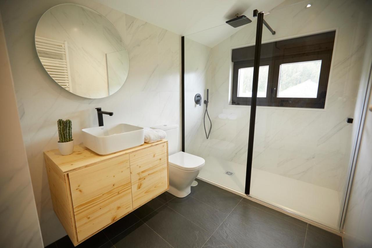 Apartamentos Arumes Do Mar E Montana - Viveiro Eksteriør bilde