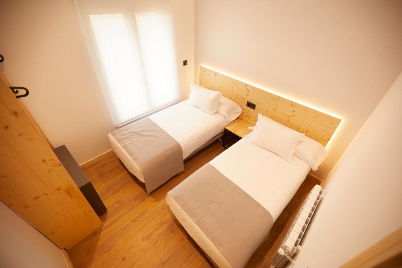 Apartamentos Arumes Do Mar E Montana - Viveiro Eksteriør bilde